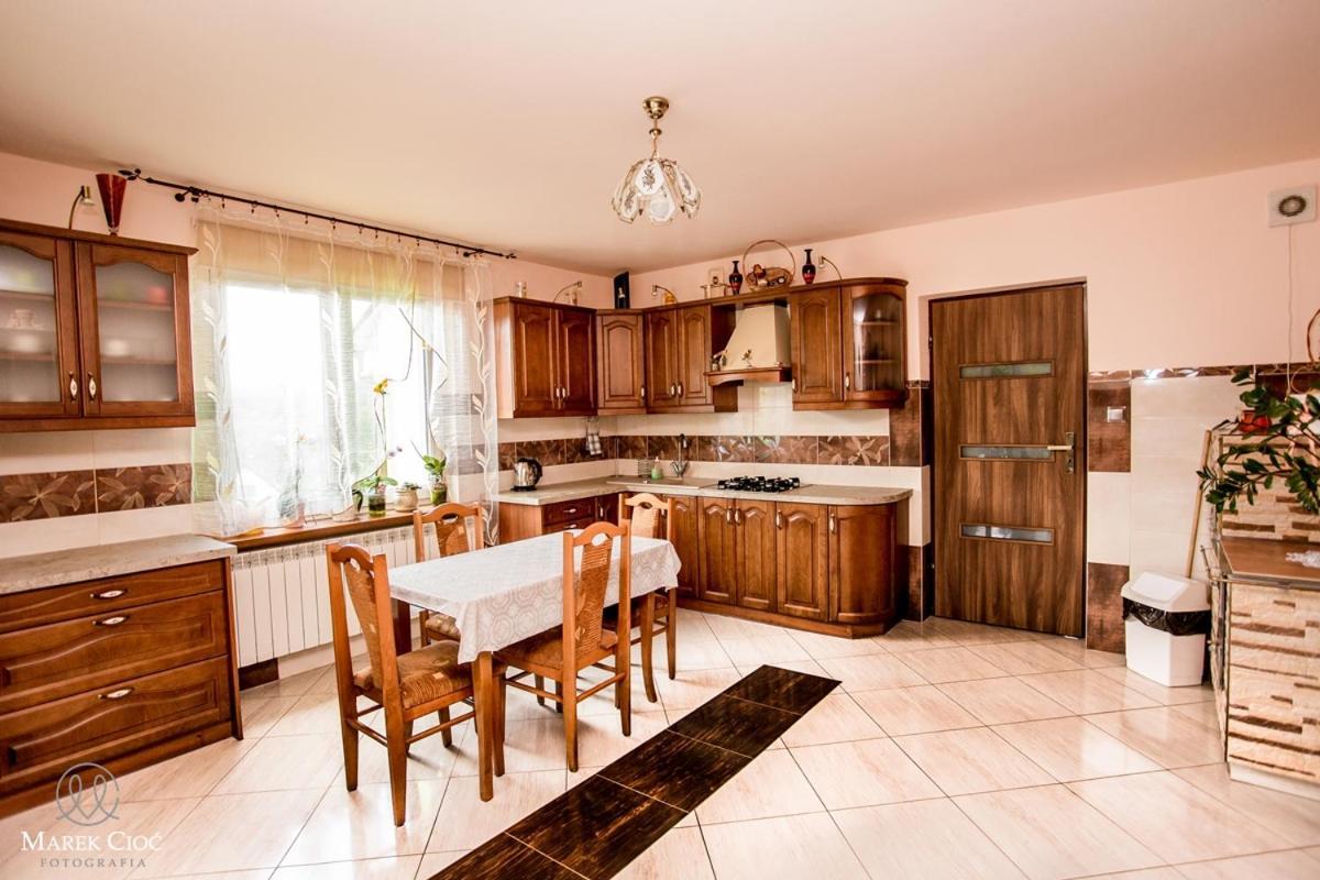 Pokoje U Honoraty Ustrzyki Dolne Esterno foto